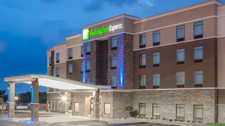 <b>Holiday Inn Express Moline, Quad Cities Exterior</b>. Images powered by <a href="https://www.leonardoworldwide.com/" title="Leonardo Worldwide" target="_blank">Leonardo</a>.