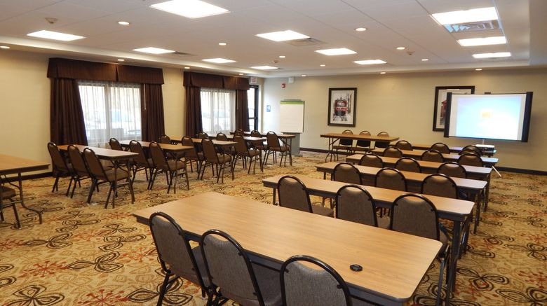 <b>Holiday Inn Express Hotel & Suites Meeting</b>. Images powered by <a href="https://www.leonardoworldwide.com/" title="Leonardo Worldwide" target="_blank">Leonardo</a>.