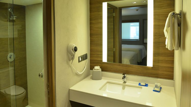 Holiday Inn Express Morelia Room