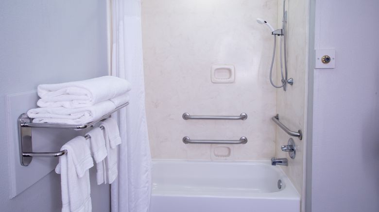 <b>Holiday Inn Express & Suites Oxford Room</b>. Images powered by <a href="https://www.leonardoworldwide.com/" title="Leonardo Worldwide" target="_blank">Leonardo</a>.