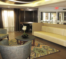 Holiday Inn Express & Suites Oxford Lobby