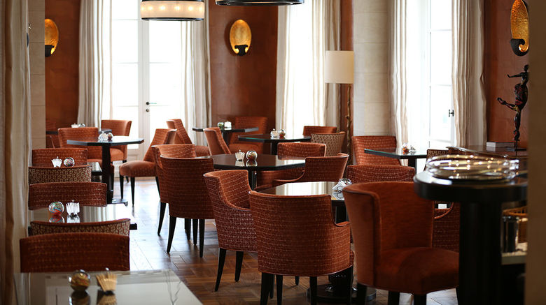 <b>Hostellerie De Pavie Restaurant</b>. Images powered by <a href="https://www.leonardoworldwide.com/" title="Leonardo Worldwide" target="_blank">Leonardo</a>.