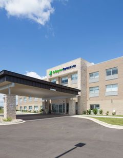 Holiday Inn Express & Suites Gaylord