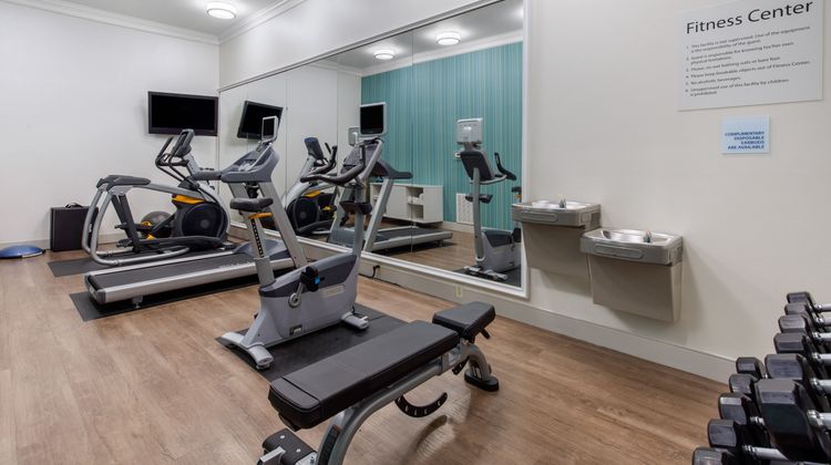 Holiday Inn Express & Suites Alvin Health Club