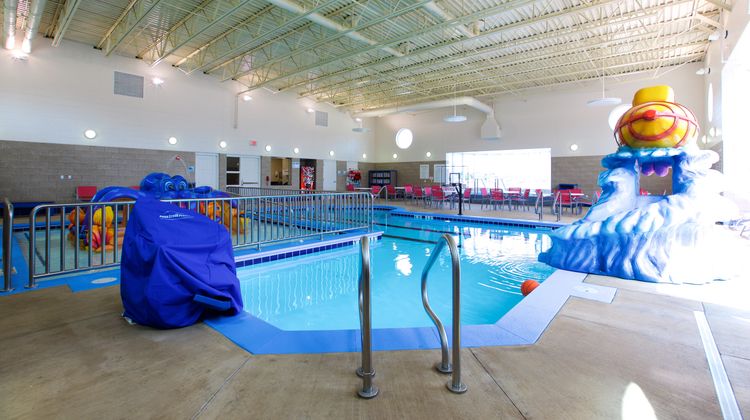 Holiday Inn Express Fargo SW I-94 45th S Pool