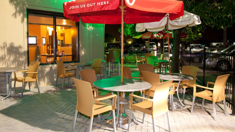 Holiday Inn Hotel & Suites Restaurant