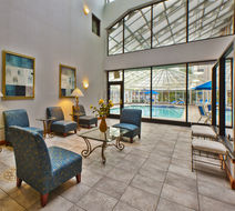 Holiday Inn Express Hotel & Suites Lobby