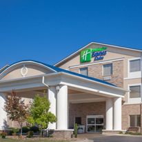 Holiday Inn Express & Suites Clarksville