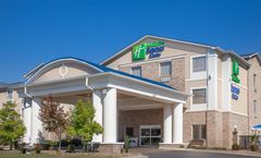 Holiday Inn Express & Suites Clarksville