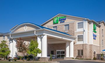 Holiday Inn Express & Suites Clarksville