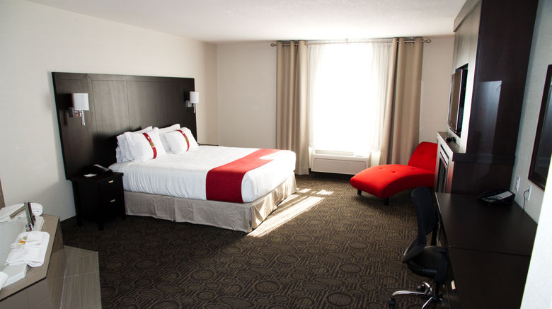 <b>Holiday Inn and Suites Red Deer South Suite</b>. Images powered by <a href="https://www.leonardoworldwide.com/" title="Leonardo Worldwide" target="_blank">Leonardo</a>.