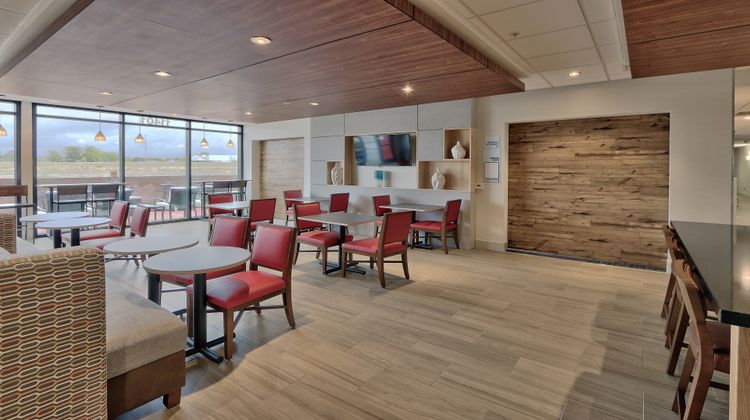 Holiday Inn Express & Suites Broomfield Restaurant