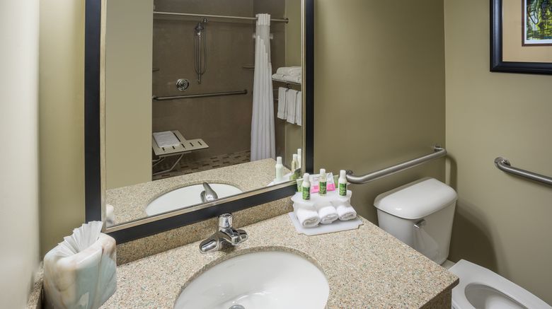 <b>Holiday Inn Express & Suites St. Paul Room</b>. Images powered by <a href="https://www.leonardoworldwide.com/" title="Leonardo Worldwide" target="_blank">Leonardo</a>.