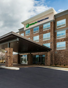 Holiday Inn Express & Stes Atlanta North