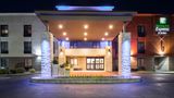 Holiday Inn Express & Suites Arpt Wolf Exterior