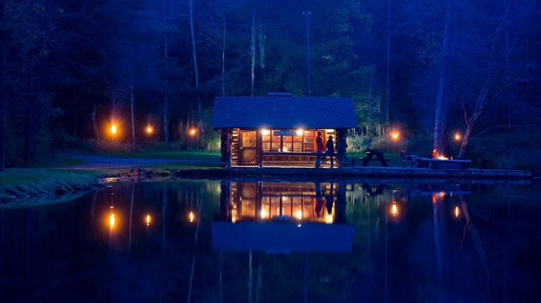 <b>Glendorn Exterior</b>. Images powered by <a href="https://www.leonardoworldwide.com/" title="Leonardo Worldwide" target="_blank">Leonardo</a>.