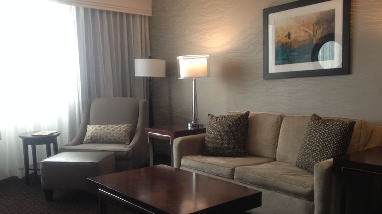 Crowne Plaza Phoenix Airport - PHX Suite