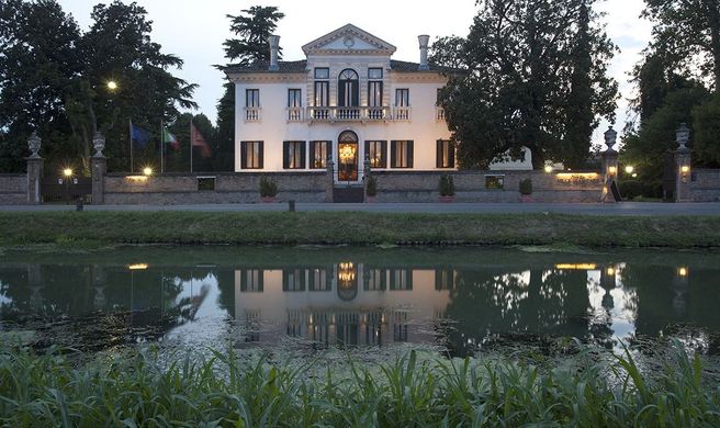 Villa Franceschi Exterior