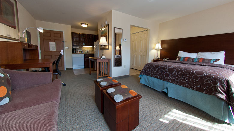 <b>Staybridge Suites Stroudsburg (East) Room</b>. Images powered by <a href="https://www.leonardoworldwide.com/" title="Leonardo Worldwide" target="_blank">Leonardo</a>.