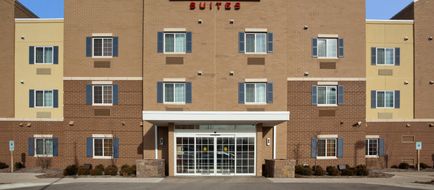 Candlewood Suites Milwaukee Airport Exterior