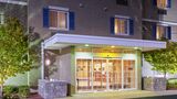 Candlewood Suites Milwaukee Airport Exterior