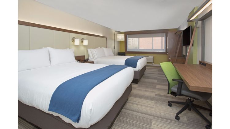 Holiday Inn Express/Suites Olathe South Room