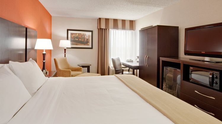 Holiday Inn Express Wilkes Barre East Room