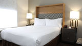<b>Holiday Inn Chicago O'Hare Room</b>. Images powered by <a href="https://www.leonardoworldwide.com/" title="Leonardo Worldwide" target="_blank">Leonardo</a>.