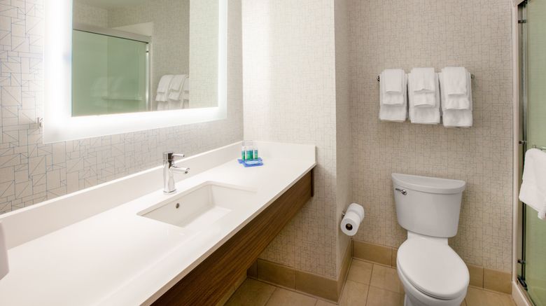 <b>Holiday Inn Express Room</b>. Images powered by <a href="https://www.leonardoworldwide.com/" title="Leonardo Worldwide" target="_blank">Leonardo</a>.