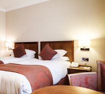 The Red Lion Hotel Room