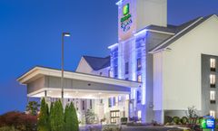 Holiday Inn Express & Suites