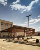 Holiday Inn Express & Suites Mt Vernon