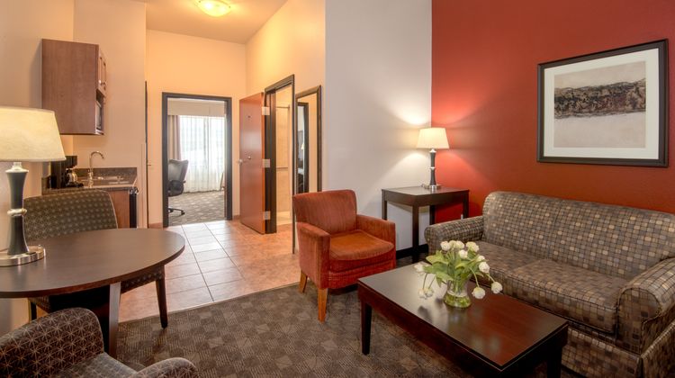 Holiday Inn Casper East Medical Center Suite
