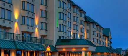 Holiday Inn Conference Centre Exterior