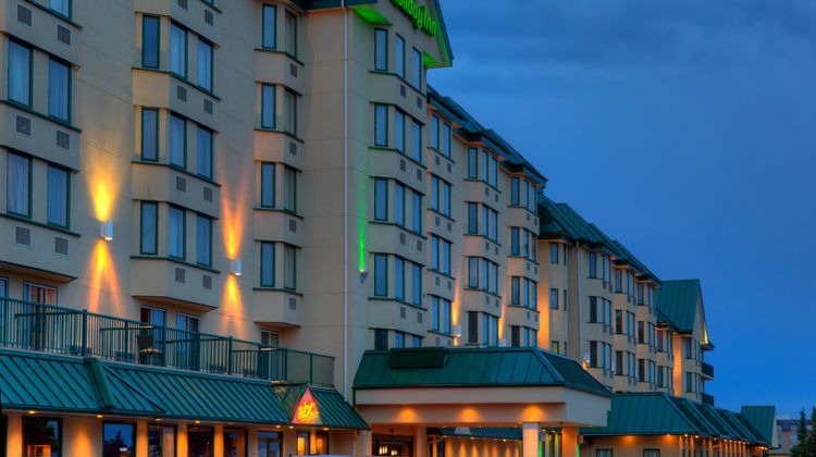 Holiday Inn Conference Centre Exterior