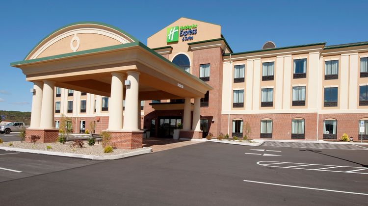 Holiday Inn Express Exterior