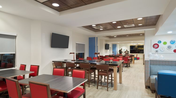 Holiday Inn Express Hotel & Suites Restaurant