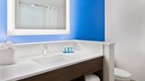 <b>Holiday Inn Express Hotel & Suites Room</b>. Images powered by <a href="https://www.leonardoworldwide.com/" title="Leonardo Worldwide" target="_blank">Leonardo</a>.