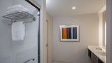 Holiday Inn Cleveland Clinic Suite
