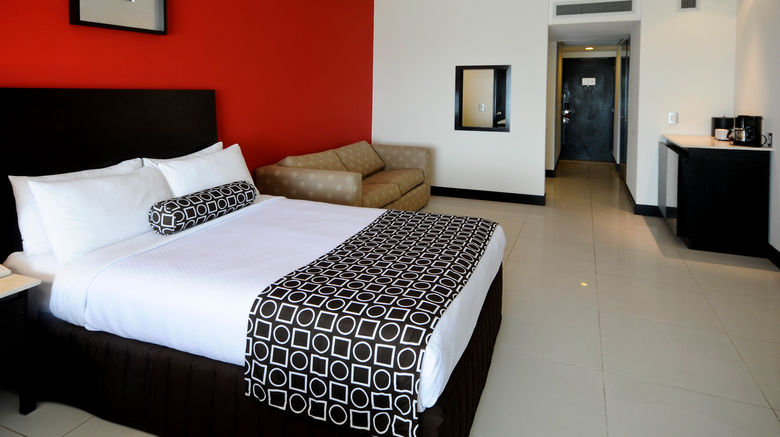 <b>Crowne Plaza Hotel Villahermosa Suite</b>. Images powered by <a href="https://www.leonardoworldwide.com/" title="Leonardo Worldwide" target="_blank">Leonardo</a>.