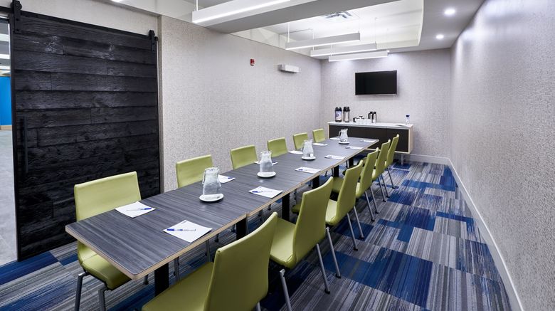 <b>Holiday Inn Express Hotel & Suites Meeting</b>. Images powered by <a href="https://www.leonardoworldwide.com/" title="Leonardo Worldwide" target="_blank">Leonardo</a>.