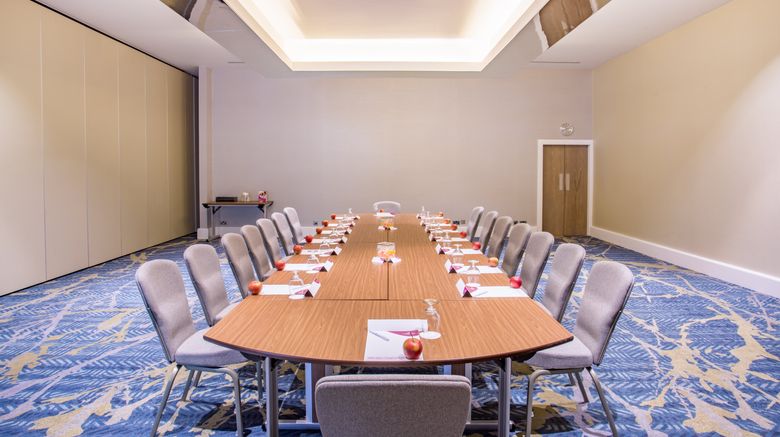 <b>Crowne Plaza Gerrards Cross Hotel Meeting</b>. Images powered by <a href="https://www.leonardoworldwide.com/" title="Leonardo Worldwide" target="_blank">Leonardo</a>.