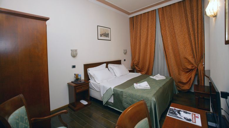 <b>Hotel Domus Florentiae Room</b>. Images powered by <a href="https://www.leonardoworldwide.com/" title="Leonardo Worldwide" target="_blank">Leonardo</a>.