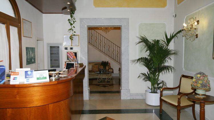 Hotel Domus Florentiae Lobby