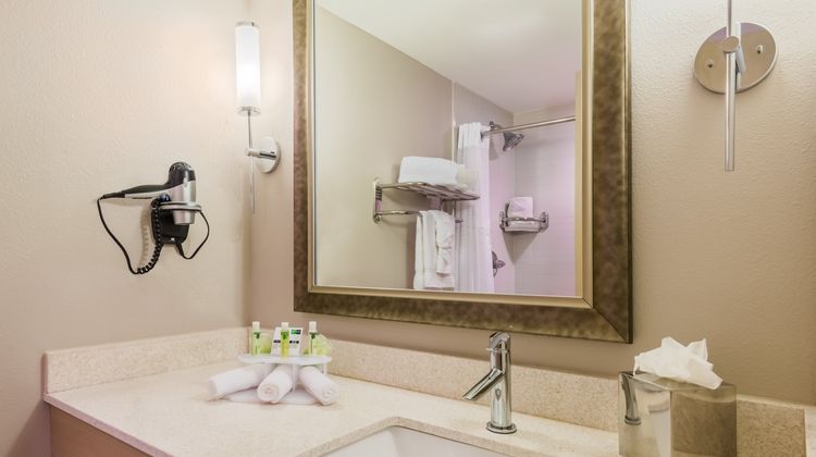 Holiday Inn Express Fairhope-Point Clear Room