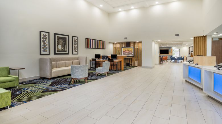 <b>Holiday Inn Express & Suites Lobby</b>. Images powered by <a href="https://www.leonardoworldwide.com/" title="Leonardo Worldwide" target="_blank">Leonardo</a>.