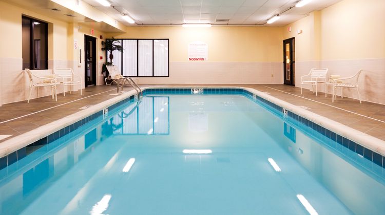 Holiday Inn Knoxville-Strawberry Plains Pool