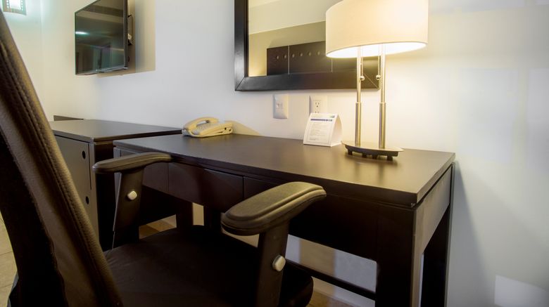 <b>Holiday Inn Express Room</b>. Images powered by <a href="https://www.leonardoworldwide.com/" title="Leonardo Worldwide" target="_blank">Leonardo</a>.
