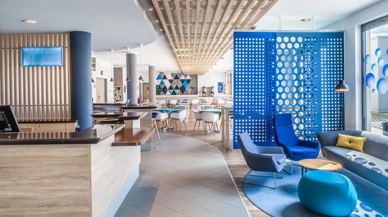 <b>Holiday Inn Express Munich Messe Lobby</b>. Images powered by <a href="https://www.leonardoworldwide.com/" title="Leonardo Worldwide" target="_blank">Leonardo</a>.