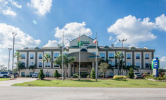 Holiday Inn Express & Suites Alvin